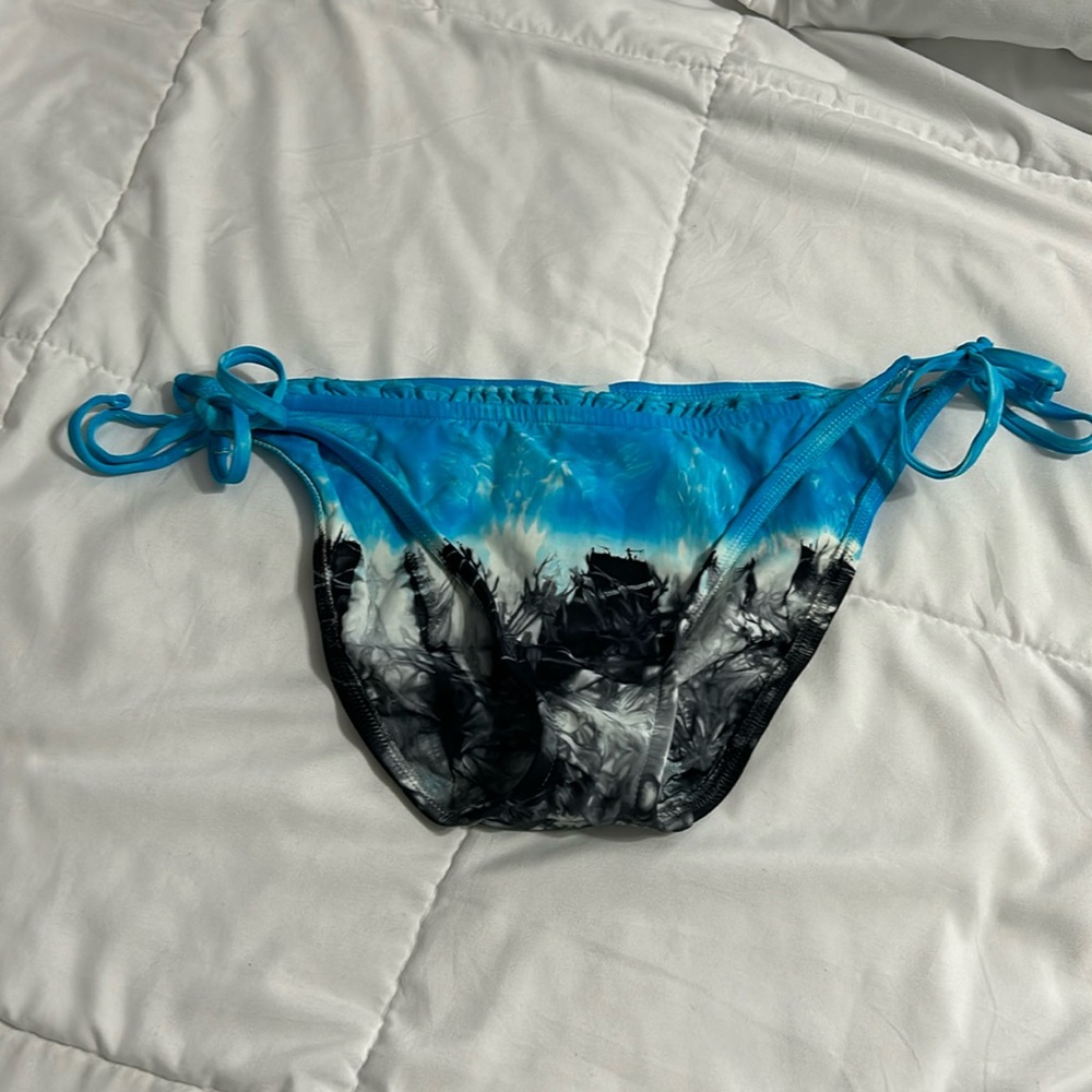 Women’s Lucky Brand swim bottoms